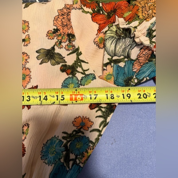 Easel Orange and Blue Ruffled Tie Front Sundress with 3/4 Flutter Sleeves - Picture 5 of 7